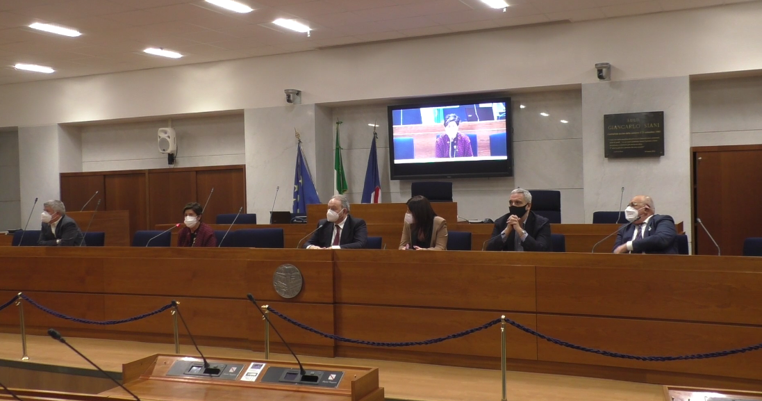 da destra verso sinistra francesco montuori rita librandi gennaro oliviero bruna fiola maurizio de giovanni armando de rosa 29 gennaio