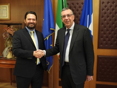 foto 2 incontro presidente massimiliano manfredi e console generale americano 